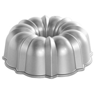 Nordic Ware Original Bundt Pan